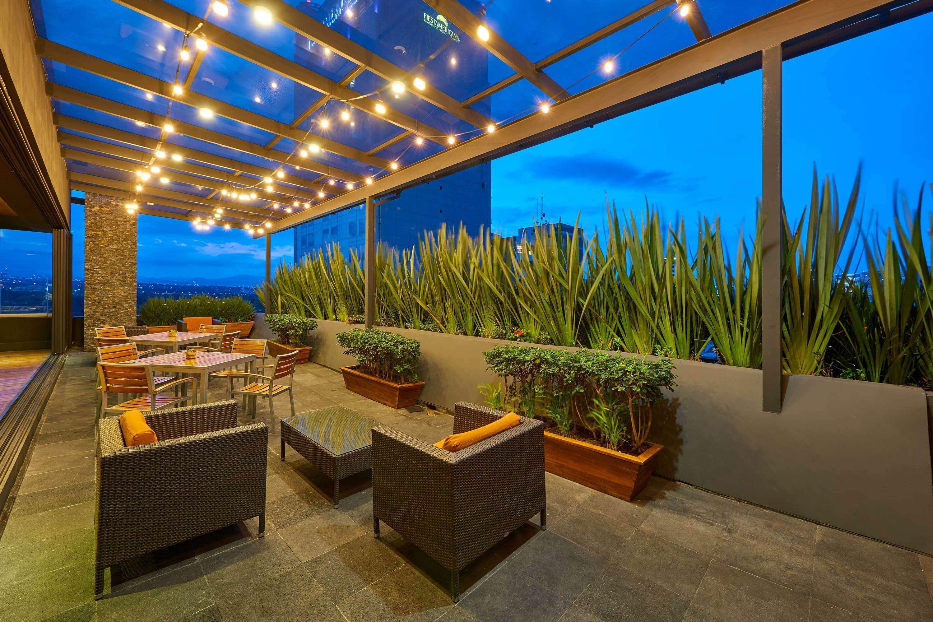 Wyndham Garden Mexico City - Polanco Экстерьер фото