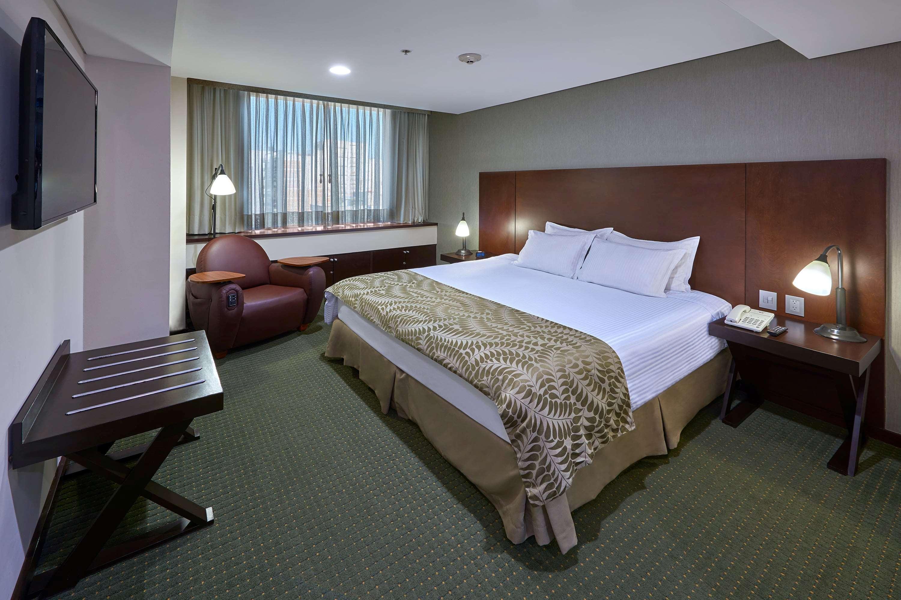 Wyndham Garden Mexico City - Polanco Экстерьер фото