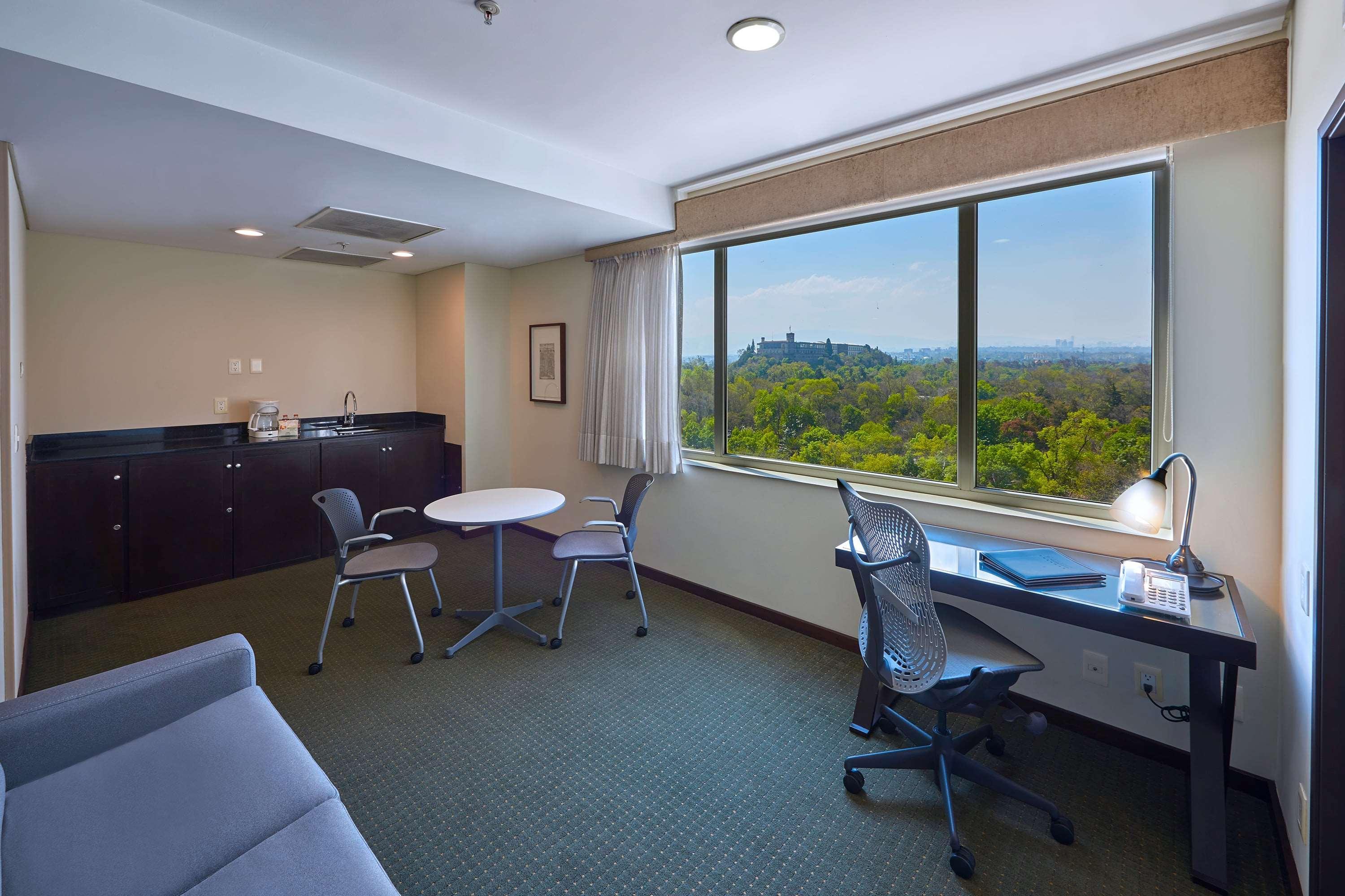 Wyndham Garden Mexico City - Polanco Экстерьер фото